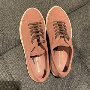 Like new! Suede mauve common projects